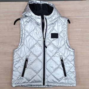 Love & Sports Metallic Hooded Silver Quilted Puffer Vest Size M (8-10)  Zip Up